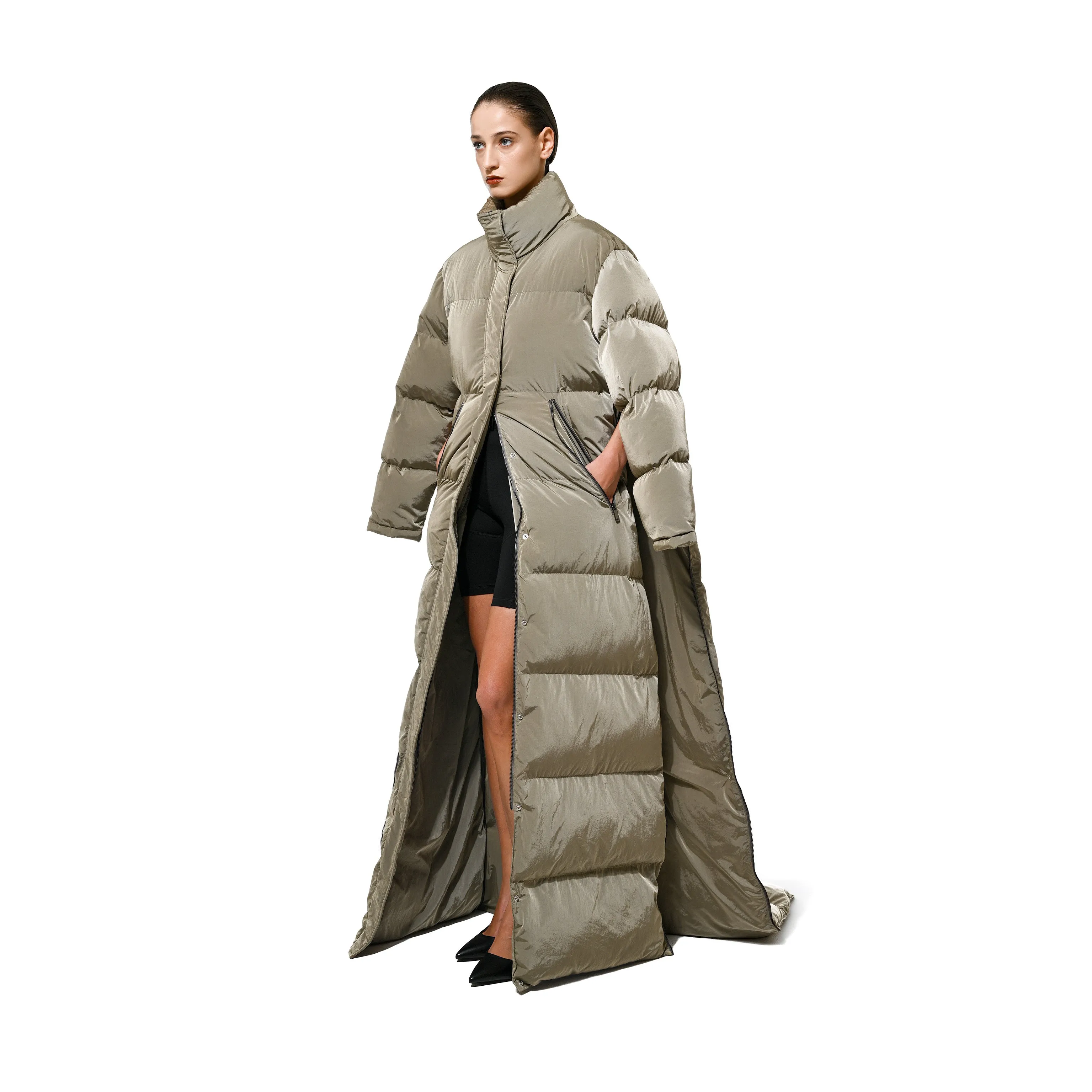 ELONGATED PADDED PUFFER - LIGHT SILVER GREY